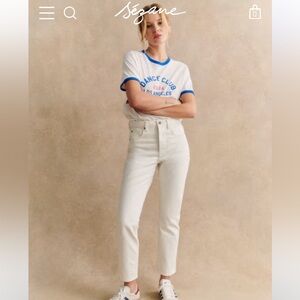 White High-Waisted Jeans